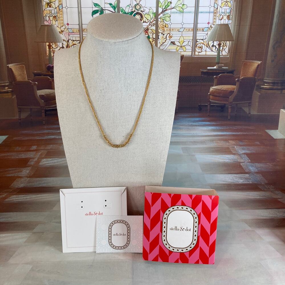 Stella & Dot Piper Necklace Gold Tone Delicate Beaded Deadstock w/Box (2013) NWT